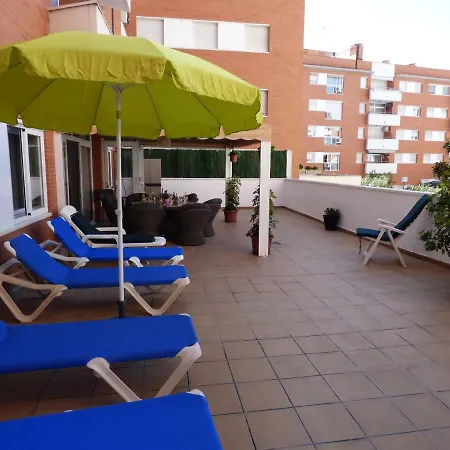 Nexthome Pool & Terrace * يوريت دي مار